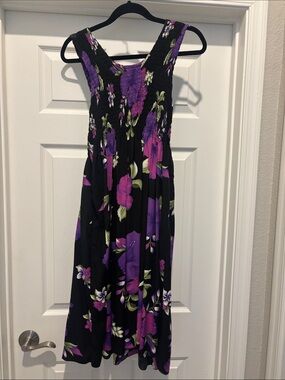 OS Hawaii Floral Smocked Striking Black & Purple Sundress Bust Stretch to 18”